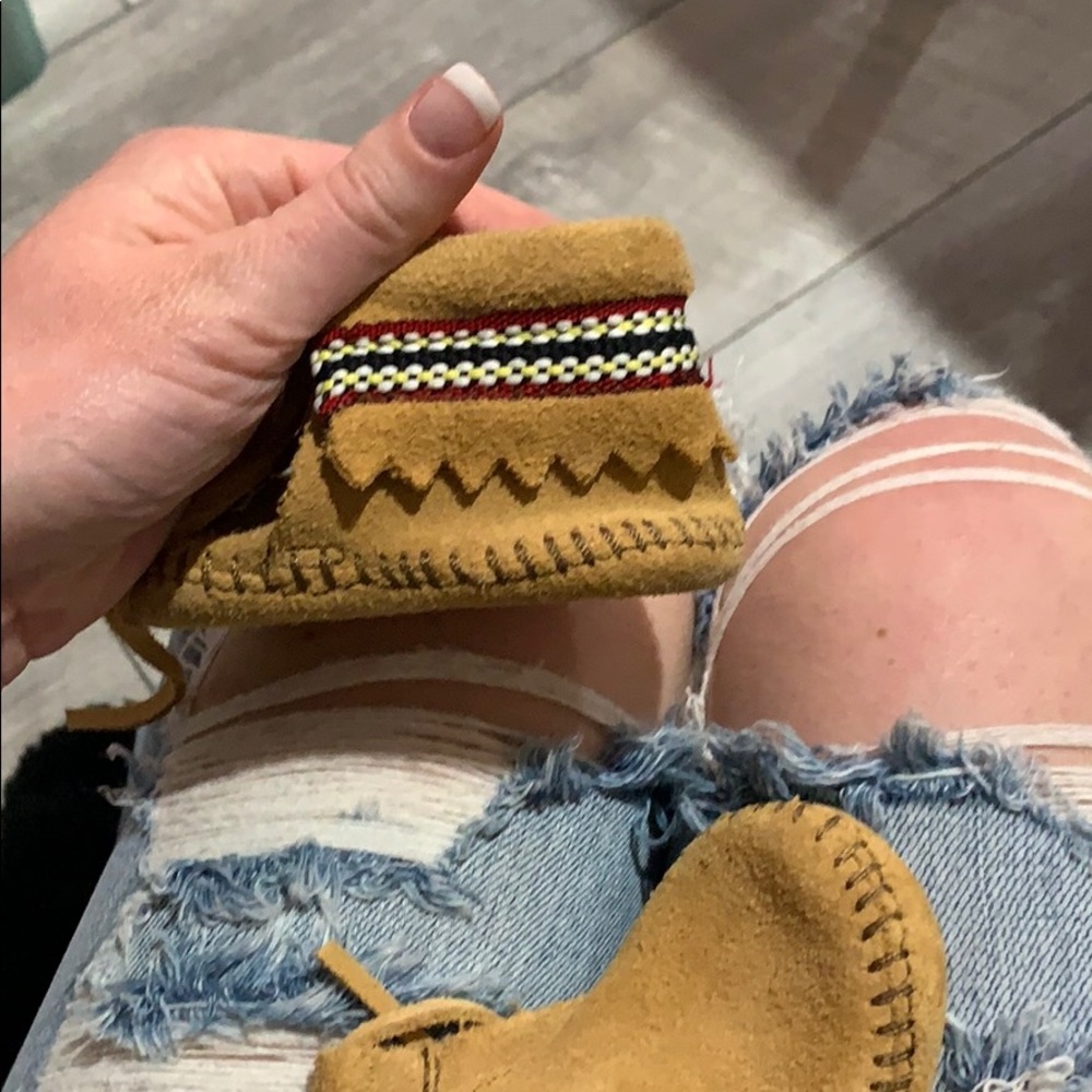 Baby Moccasins - Picture 6 of 9